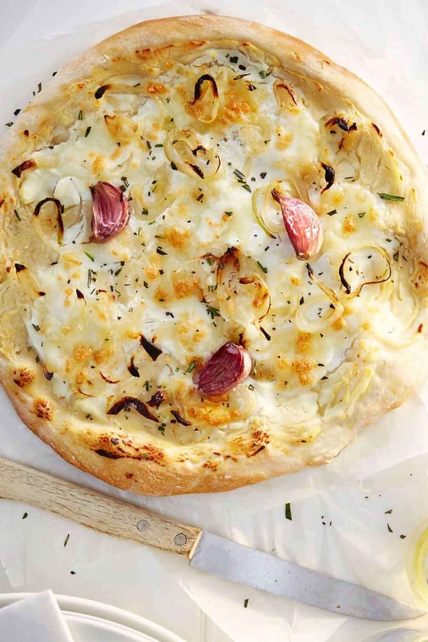 Rosemary Pizza with Red Onion