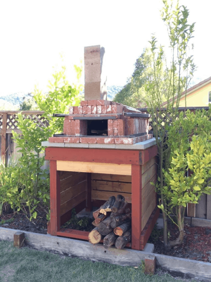 Build an Arched Brick Pizza Oven in One Day