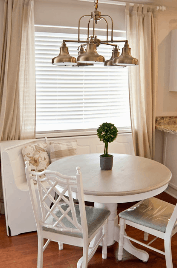 DIY Breakfast Nook