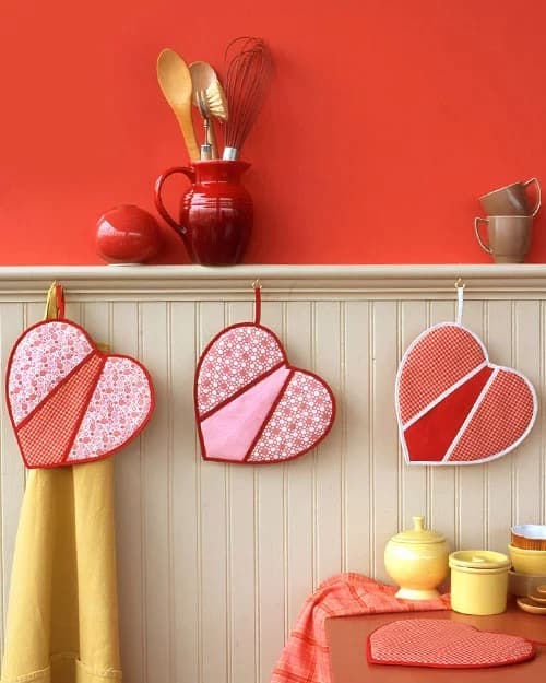 How to Make Charming Heart-Shaped Potholders