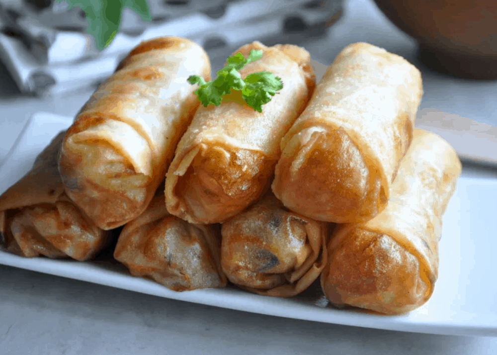 Singapore Street Food Deep-Fried Spring Rolls