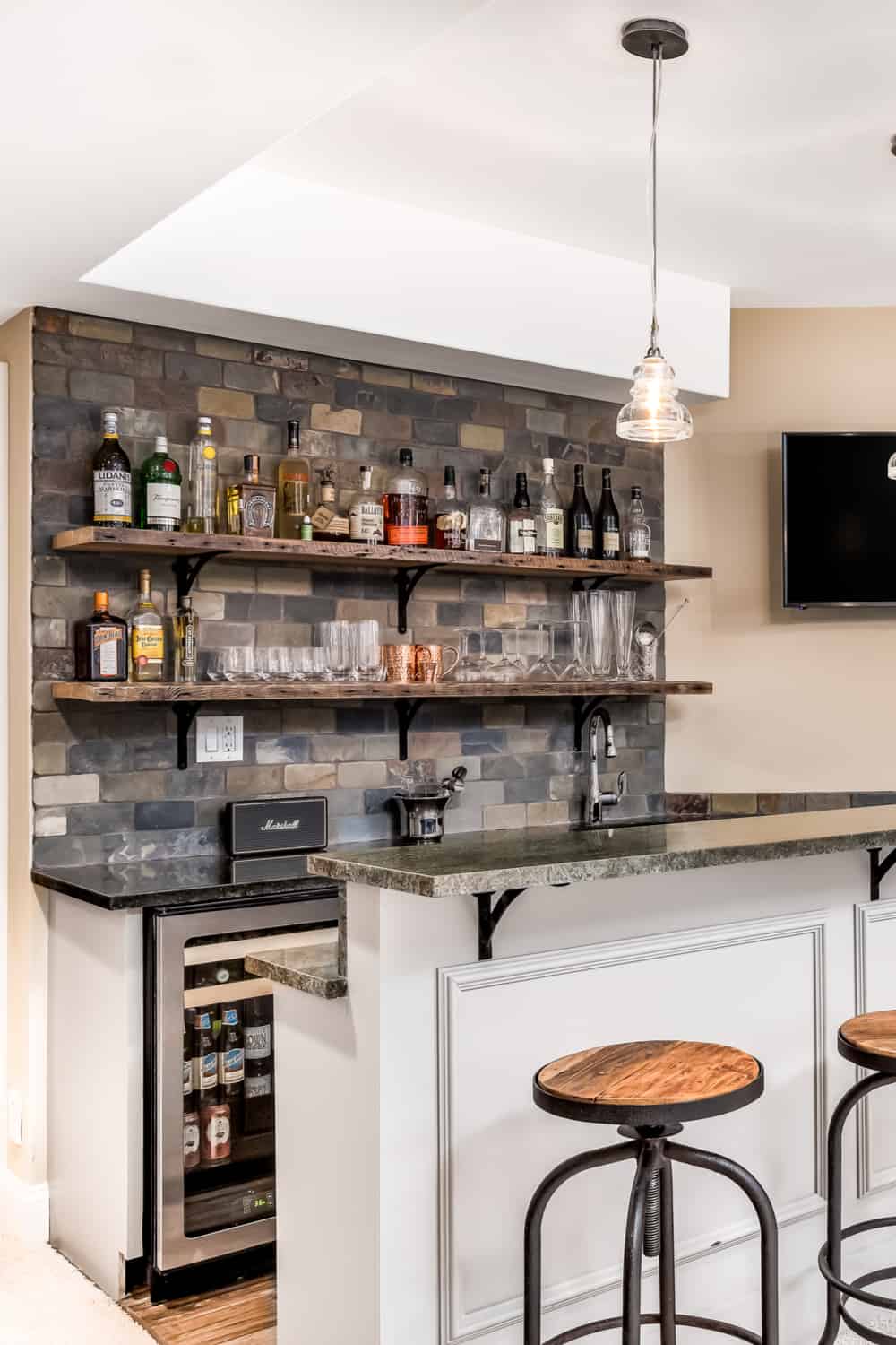 17 Homemade Basement Bar Plans You Can Build Easily 17 Homemade Basement Bar Plans You Can Build Easily