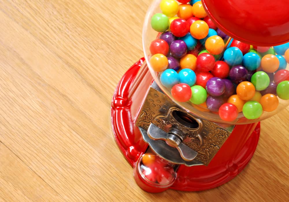 17 Easy Homemade Candy Dispenser Plans