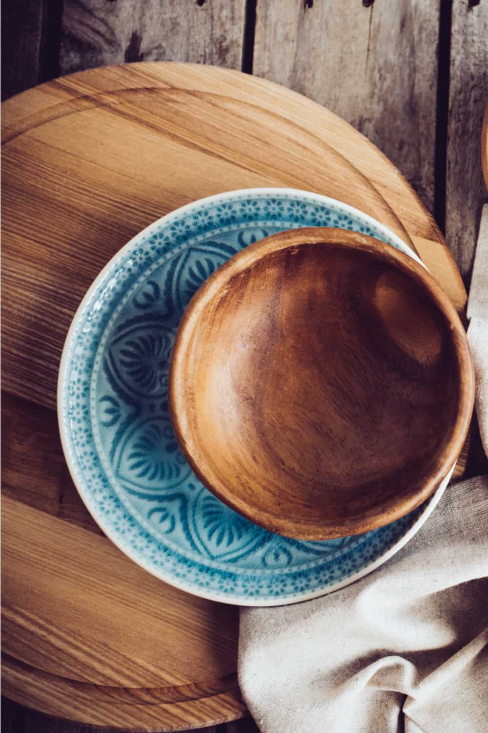 19 Homemade Wooden Bowl Plans You Can DIY Easily