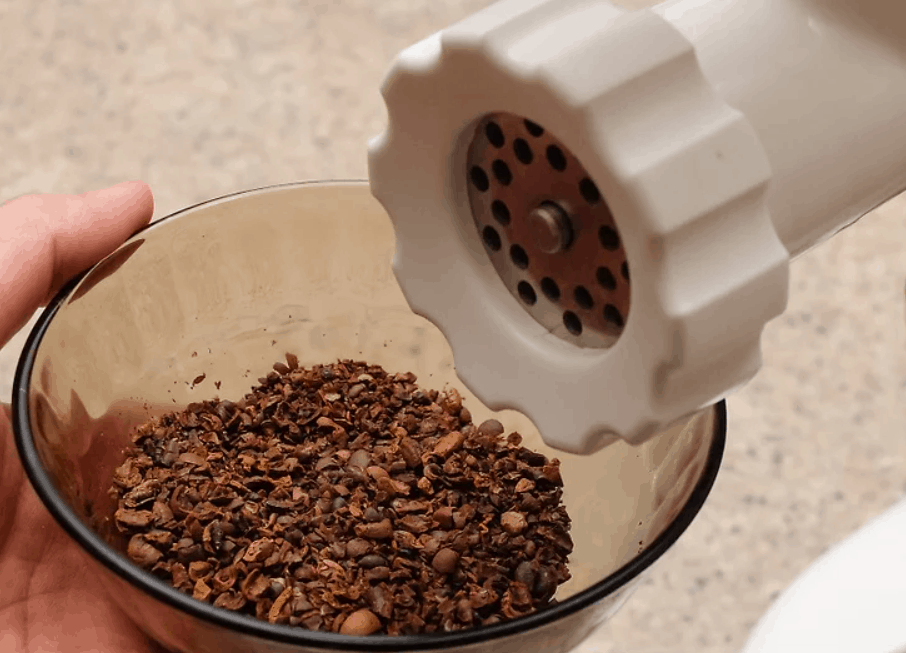 4 Ways to Grind Beans Without a Grinder