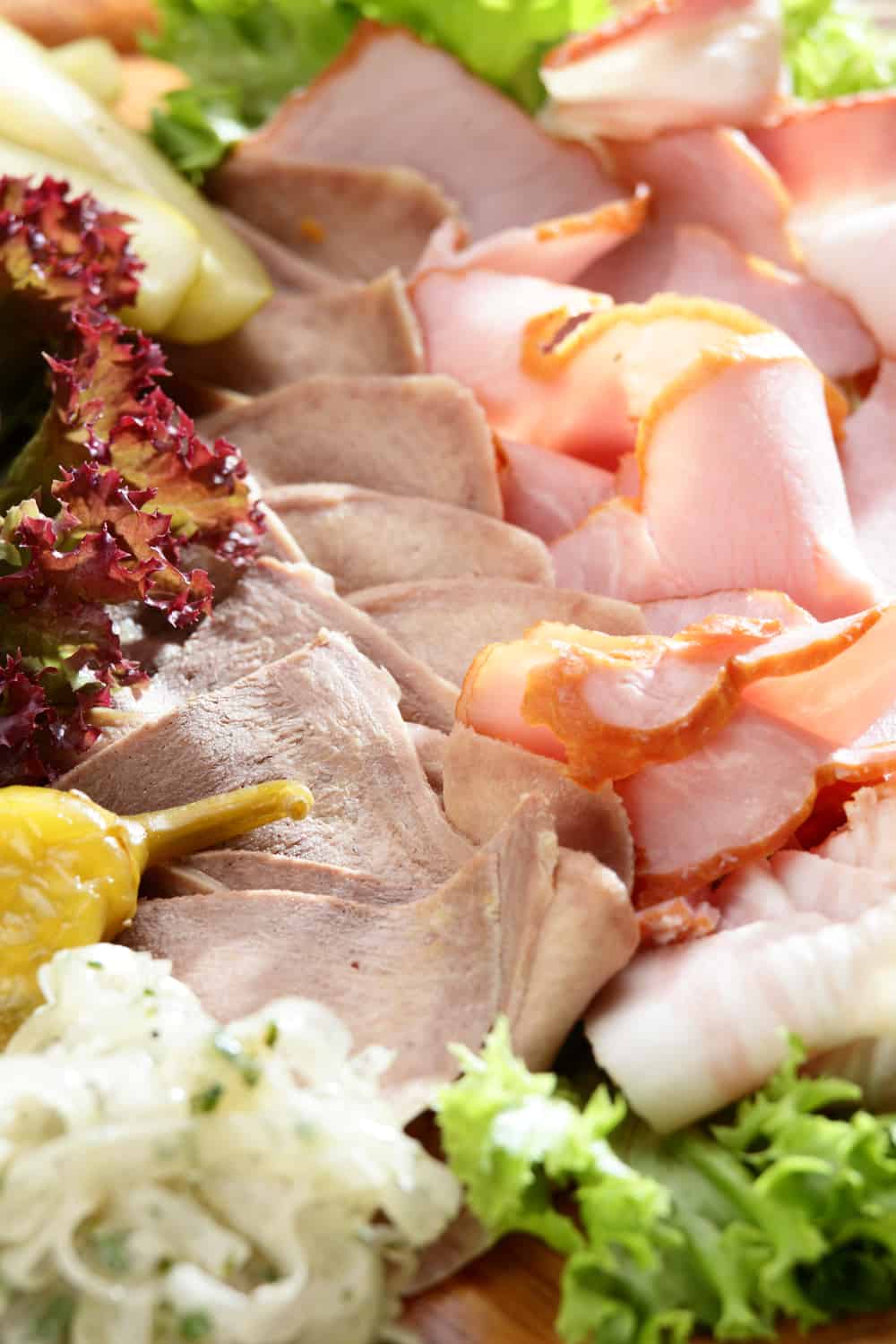 5 Tips to Tell if Deli Meat Has Gone Bad