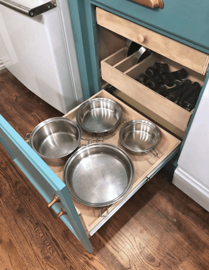 DIY Pan Organizer - Addicted 2 Decorating®