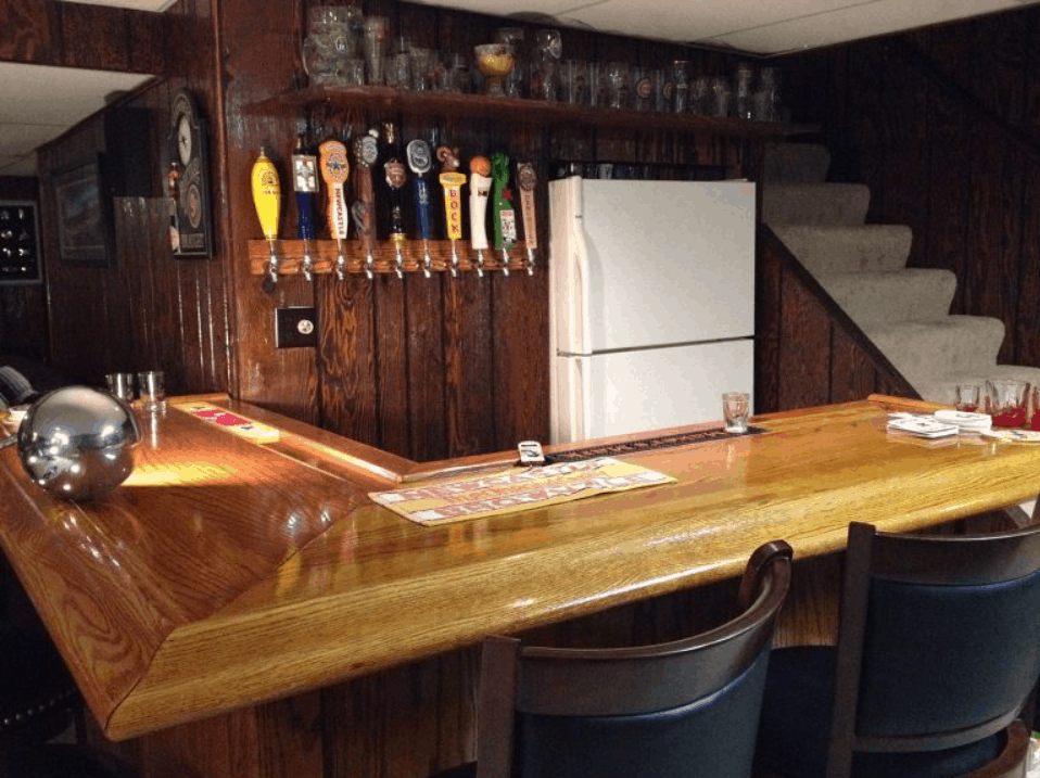 build a bar top attached to kitchen cabinets