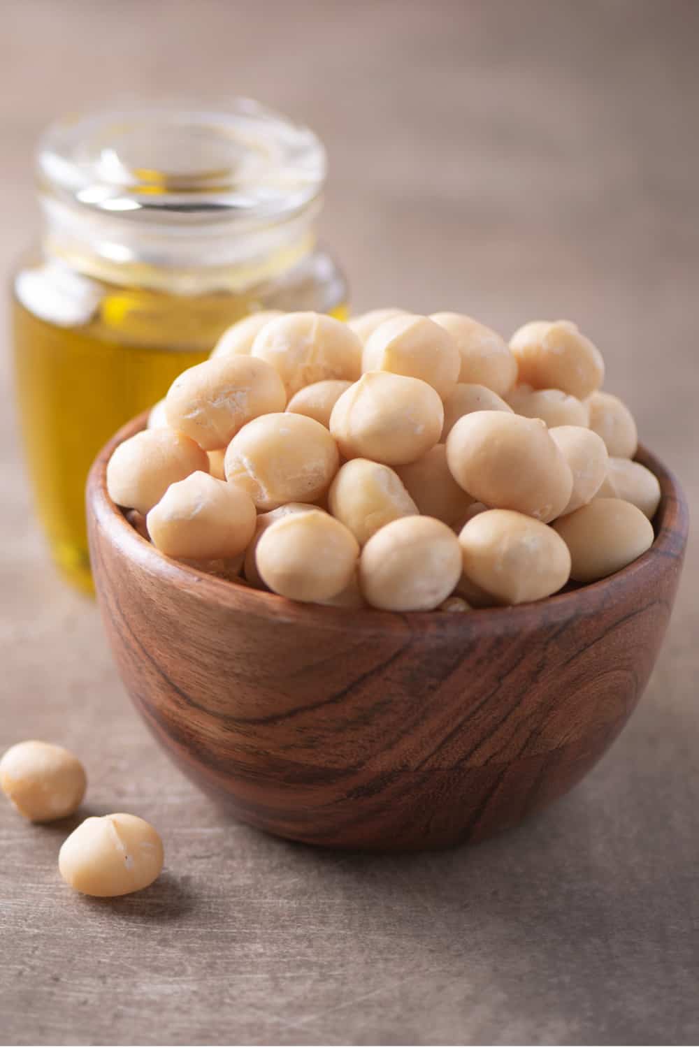 Discovering The Truth: Can You Safely Consume Expired Macadamia Nuts?