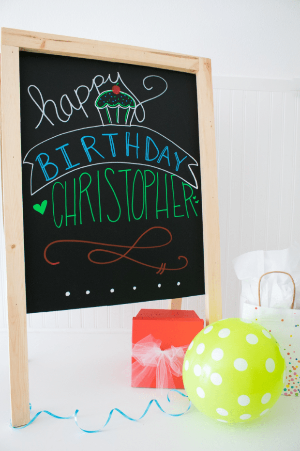 HOW TO MAKE A DIY SANDWICH BOARD CHALKBOARD