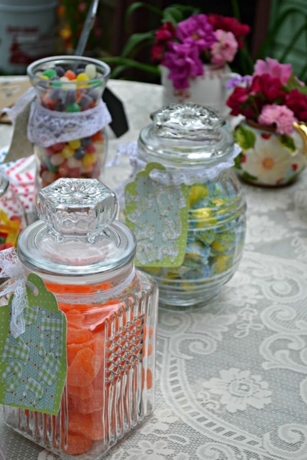 How to Plan a DIY Candy Buffet for Your Party
