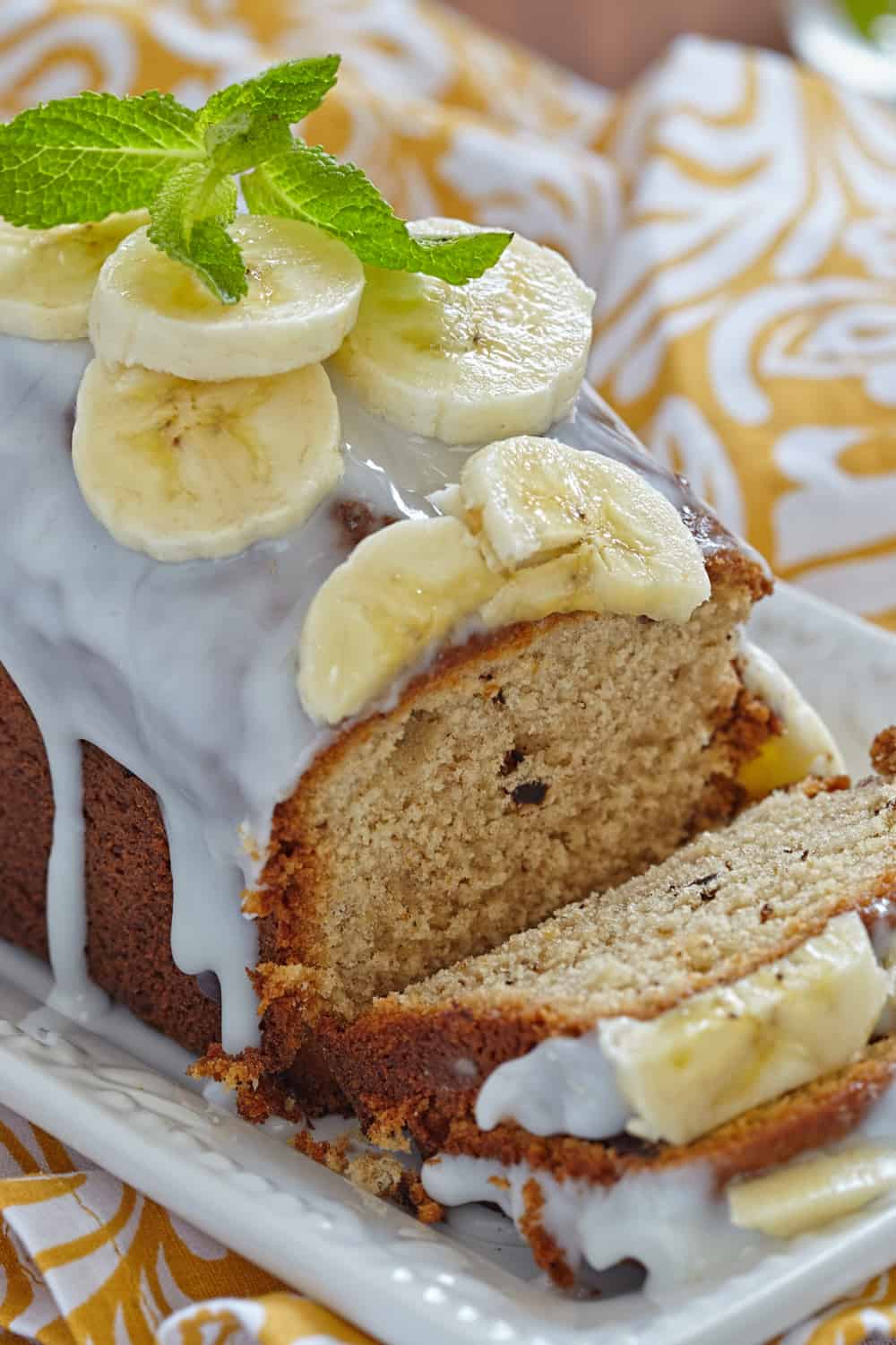 3 Tips to Tell if Banana Bread has Gone Bad