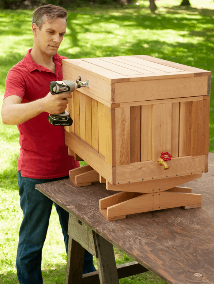 How to Build a Cedar Ice Chest