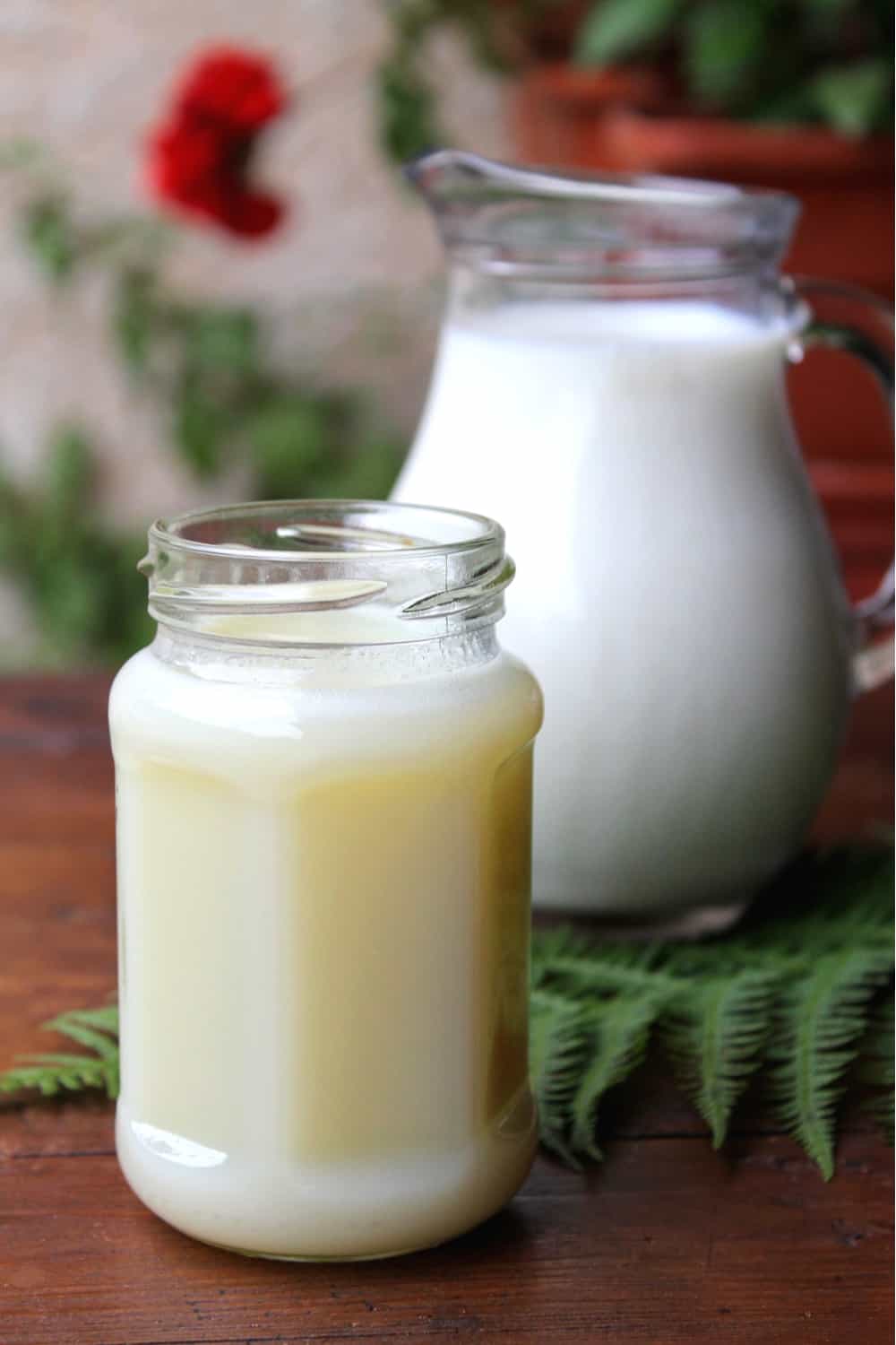 How Long Does Evaporated Milk Last? (Tips to Store for Long ...