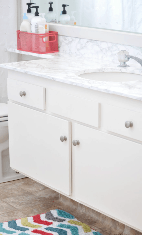 HOW TO UPDATE A COUNTERTOP WITH CONTACT PAPER