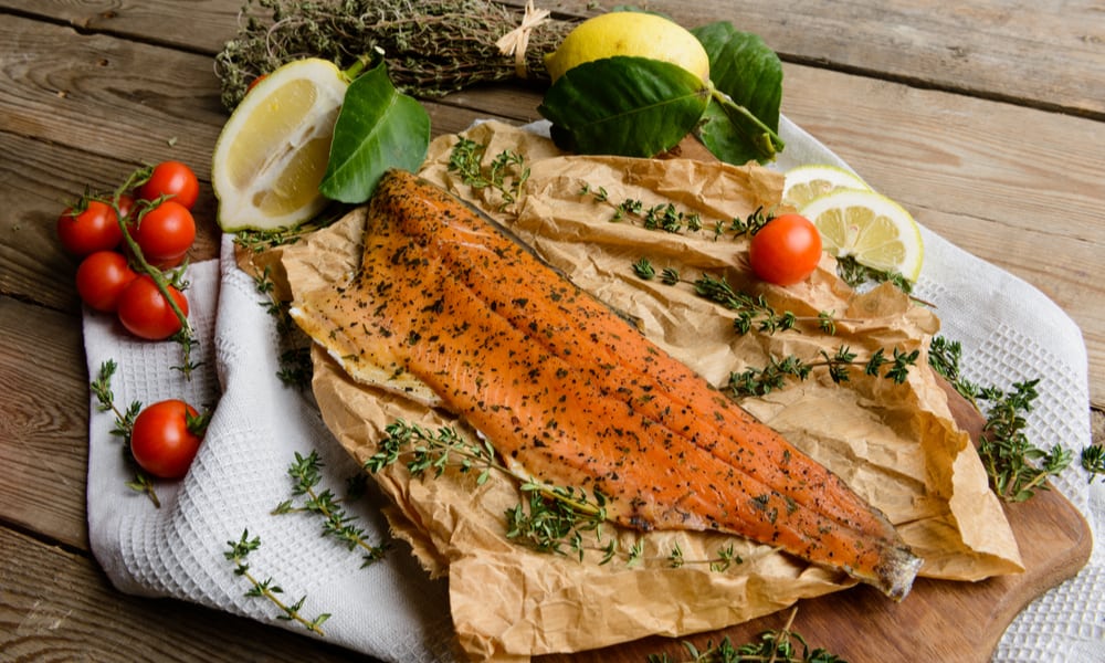 The Risk of Consuming an Expired Smoked Salmon