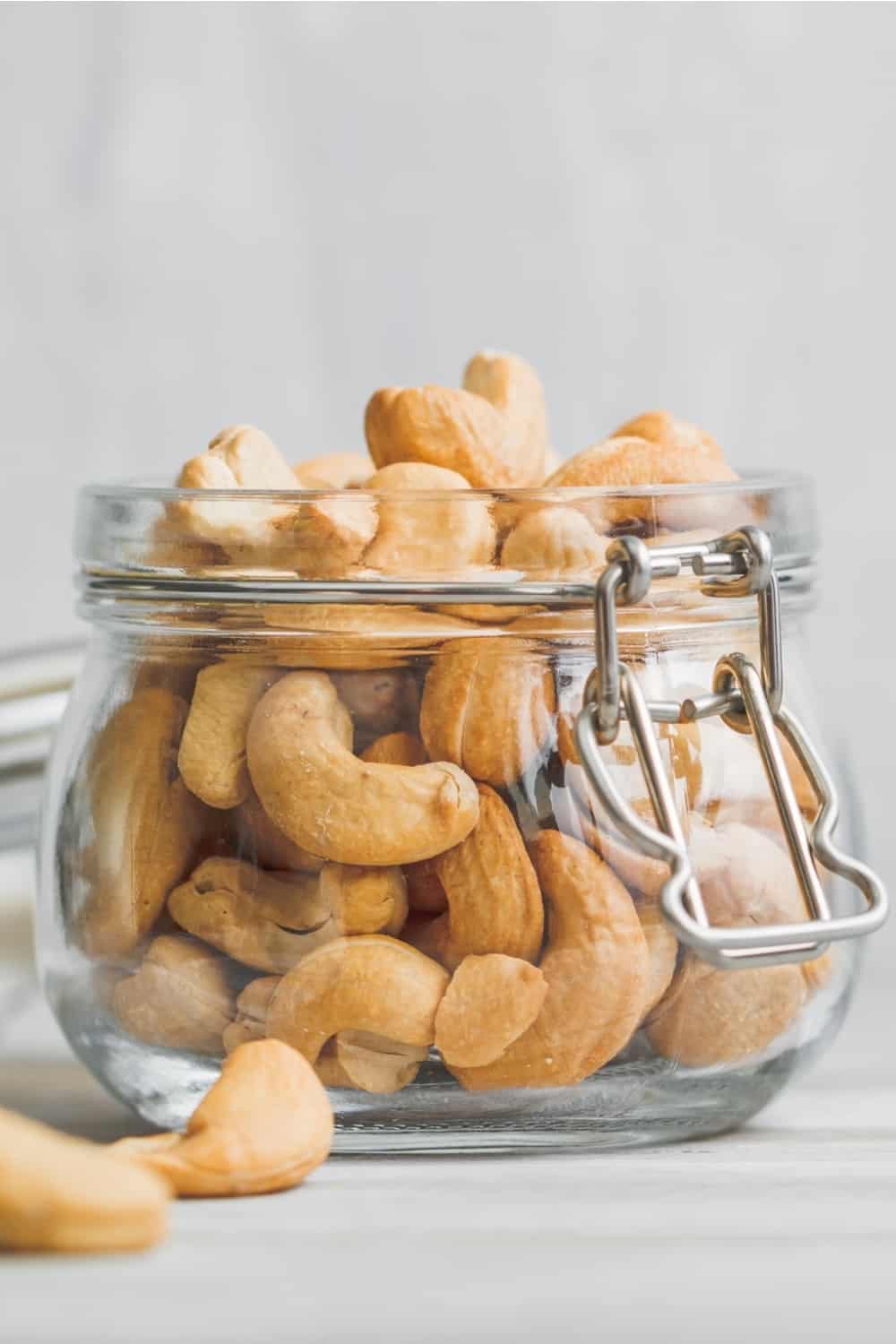 The Risk of Consuming Expired Cashews