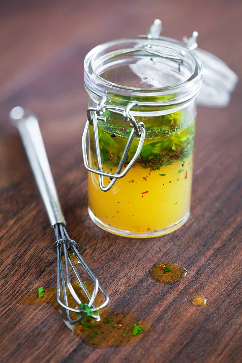 4 Tips To Tell if Salad Dressing Has Gone Bad
