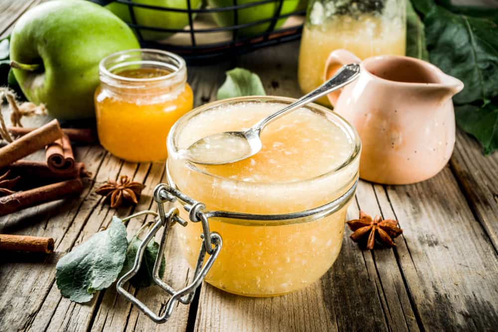 4 Tips to Tell if Applesauce Has Gone Bad