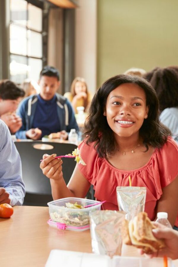 Social Aspects of Lunch: How Food Blocks Unite the Student Community